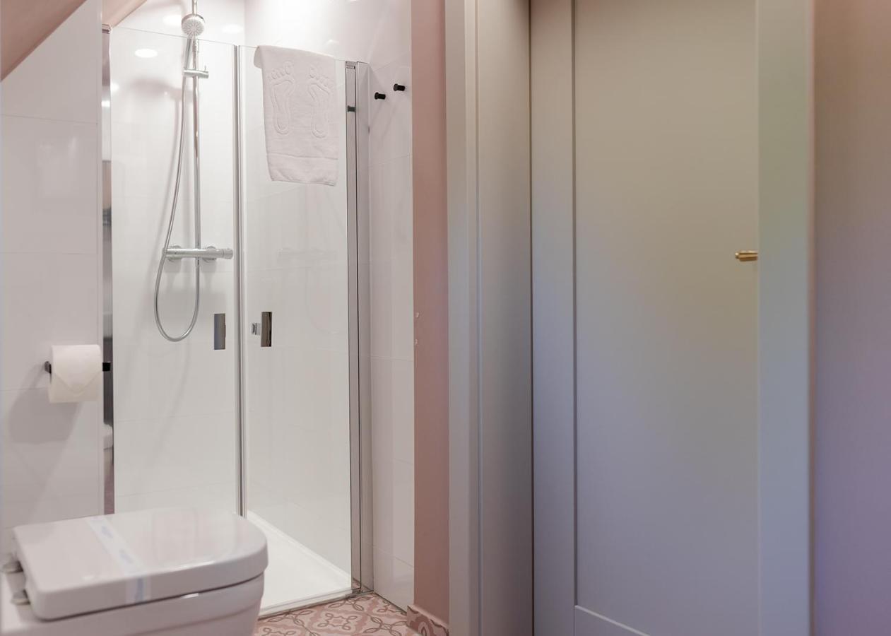 W12 Home Station - Apartement Greenpink Zielona Gora  Exterior photo